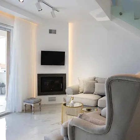 Dk Luxury Apartment Néa Péramos