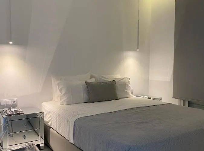 Dk Luxury * Néa Péramos